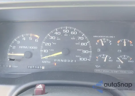 1996 GMC Sierra C1500 z USA, uszkodzony, nr VIN 2GTEC19M9T1527701